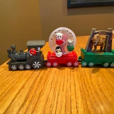 9 pc train.