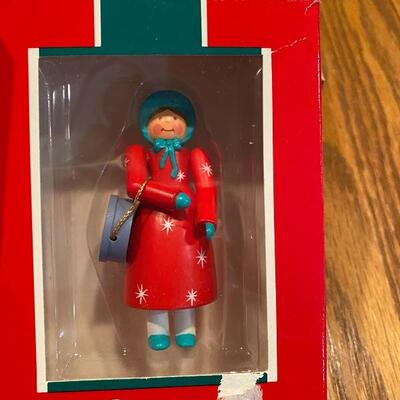 Hallmark keepsake ornament 