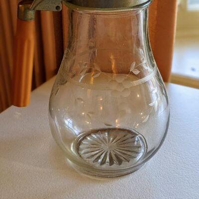 Vintage etched glass syrup dispenser jug with Bakelite handle (#8) 