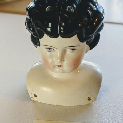 Antique Hertwig low brow china doll head #8, 6