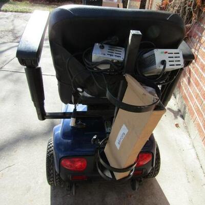 LOT 15  GOLDEN COMPANION MOBILITY SCOOTER