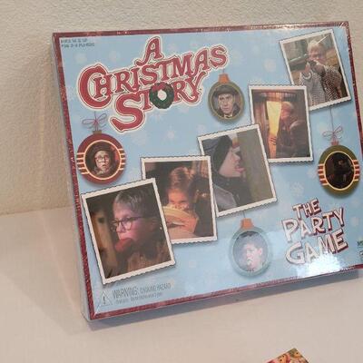 Lot 21: New A CHRISTMAS STORY Board Game + New CHRISTMAS Hallmark Puzzle  