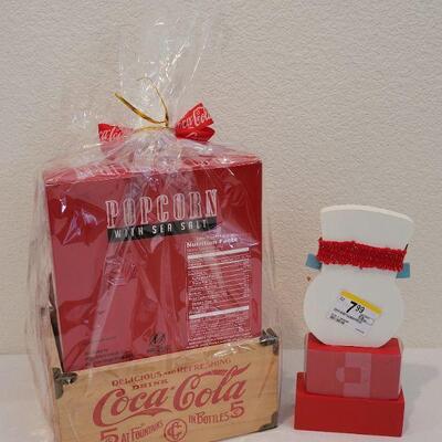 Lot 29: Snowman Christmas Countdown + COCA COLA Gift Pack