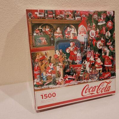 Lot 47: NEW Coca Cola Christmas 1500 pc. PUZZLE