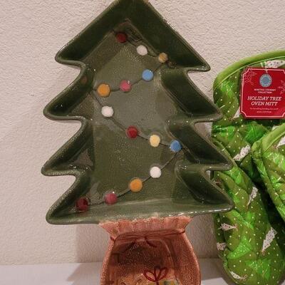 Lot 66: (2) New Martha Stewart Christmas Oven Mitts + New Christmas Tree Platter