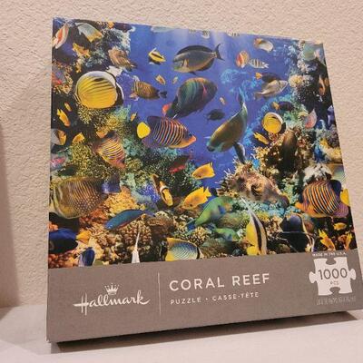 Lot 86: New COLORADO-OPOLY and HALLMARK Coral Reef Puzzle
