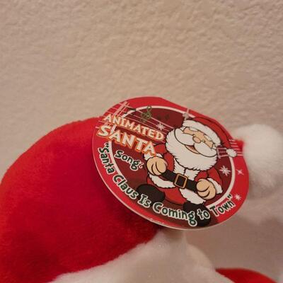 Lot 88: Pair of Christmas Singing Characters (Snowmen also have motion) TESTED A+