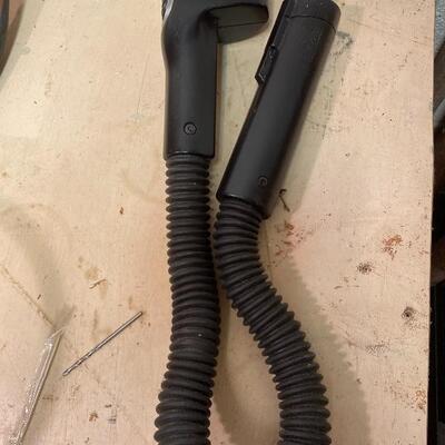 12â€™ Heavy Jumper Cables and Battery Operated Neck Light