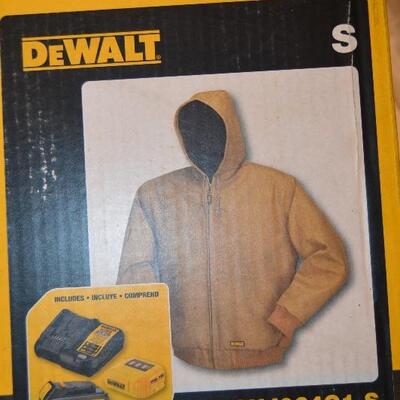 NIB Dewalt Khaki Hooded Heated Jacket (Small)