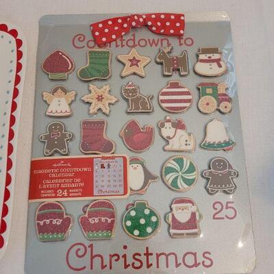 Lot 93: NEW Holiday Spirit Lot