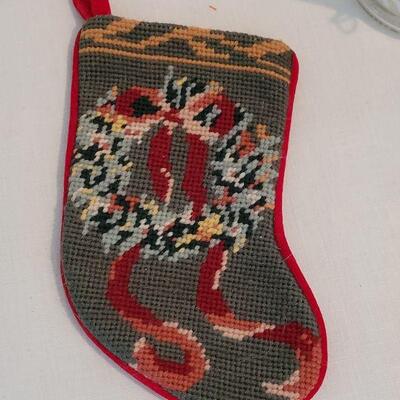 Lot 96: NEW Christmas Crafts and Cheer Lot