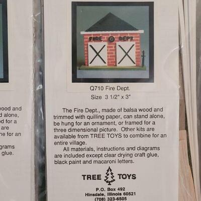 Lot 96: NEW Christmas Crafts and Cheer Lot