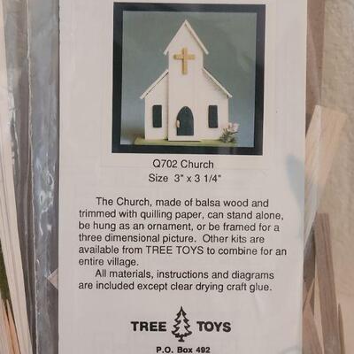 Lot 96: NEW Christmas Crafts and Cheer Lot