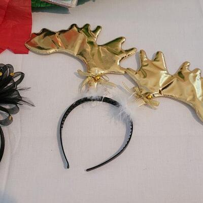 Lot 97: New Christmas Pinata Cheer Lot