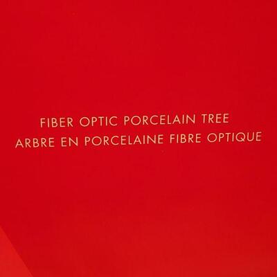Lot 111: NEW Avon Fiber Optics Tree