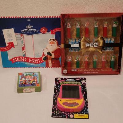 Lot 113: NEW Gift Lot