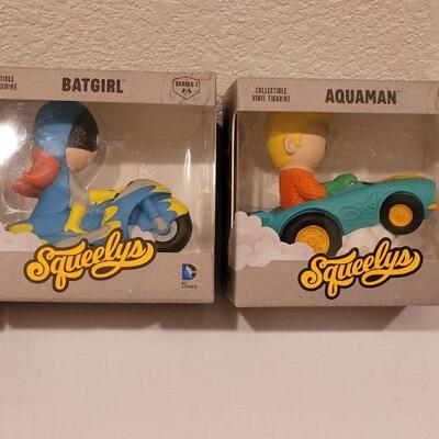 Lot 114: NEW Vinyl Collectible Comicon