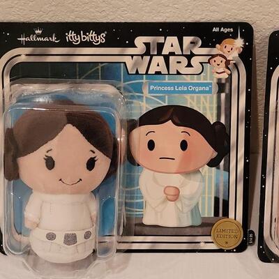 Lot 126: NEW Itty Bitty Star Wars  Princess Leia & Luke (New and sealed in the Plastic but Plastic has separated from the cardboard)