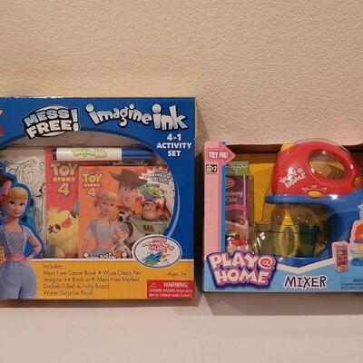 Lot 127: NEW Gift Lot