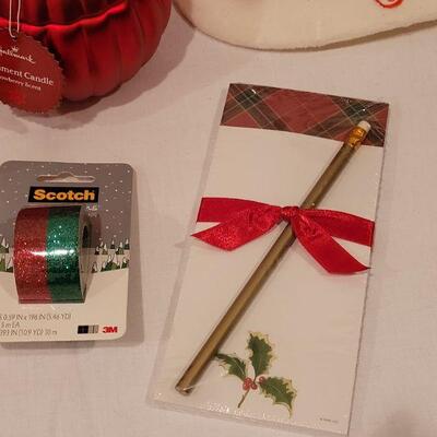 Lot 108: New Holiday Cheer Lot Kitchen and Home