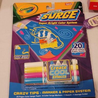 Lot 135: NEW Gift Activities Lot