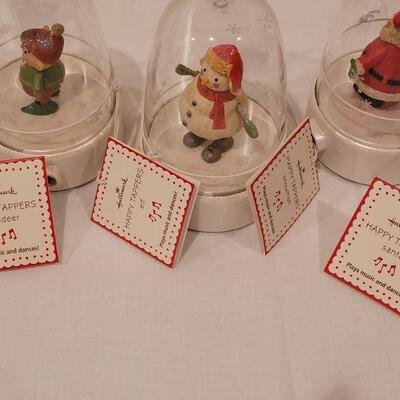 Lot 151: New Happy Tappers Singing and Dancing (new batteries needed)