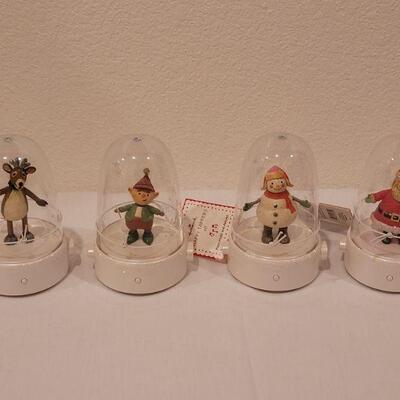 Lot 151: New Happy Tappers Singing and Dancing (new batteries needed)