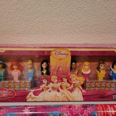 Lot 155: NEW Disney Princess Lot
