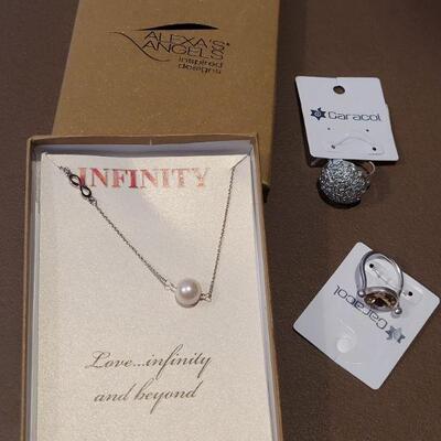 Lot 166: NEW Infinity Necklace and 2 NEW Rings (one with Smoky Quartz Stone)