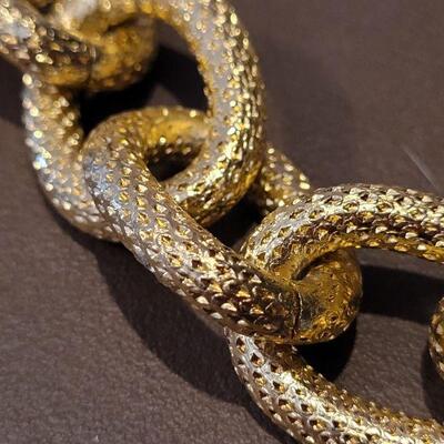 Lot 170: NEW Ribbon Necklace and Bold Chain Necklace & Bracelet Set