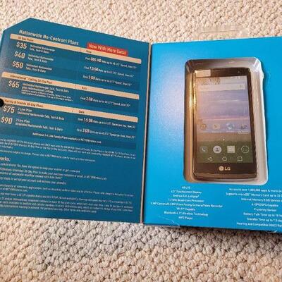 Lot 175: NEW Net 10 4G LTE Cellular Pre Paid Wiress Phone