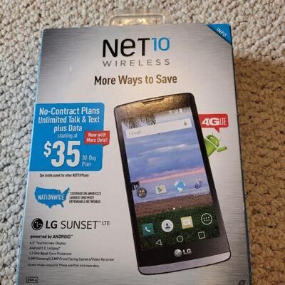 Lot 175: NEW Net 10 4G LTE Cellular Pre Paid Wiress Phone