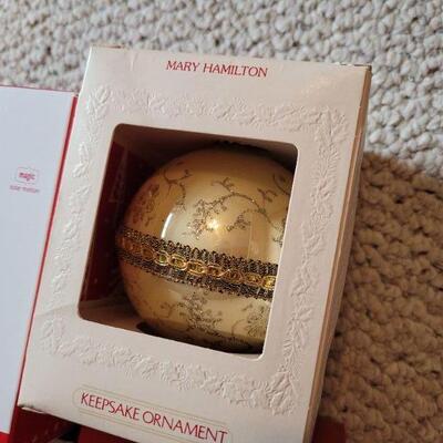 Lot 175: Assorted HALLMARK Christmas Ornaments + New KEEPSAKE POWER CORD
