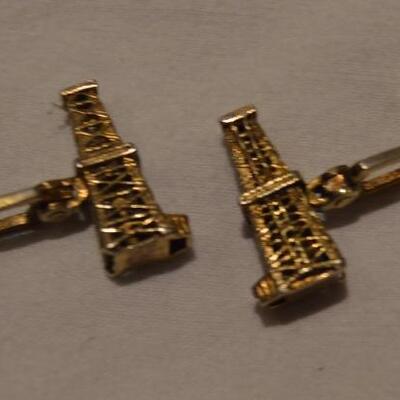 Vintage Oil Derrick Cuff Links (rare) 