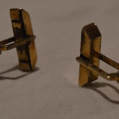 Vintage Oil Derrick Cuff Links (rare) 