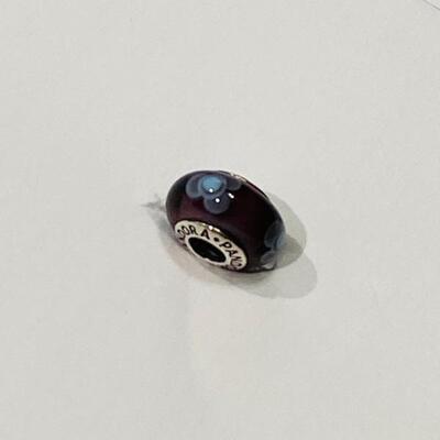 Pandora (L) 925 Lavender w/Blue Flowers Glass Bead 