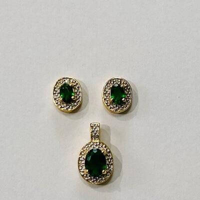 925 / Vermeil Emerald Colored Stone E/R & Matching Pendant (Stamped CISS)