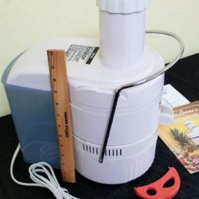 Jack La Lannes's Power Juicer
