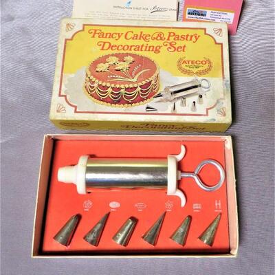 Vintage ATECO CAKE & PASTRY Decoration Set  No. 701 Tips for Fancy Cooking