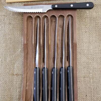 JA Henckels International Eversharp steak knives