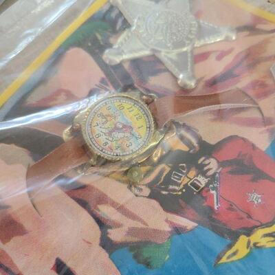 Ceramic Gunslinger Figurines & Western toy sets