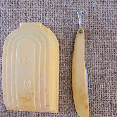 GEM Razor & Durham Barber Tool