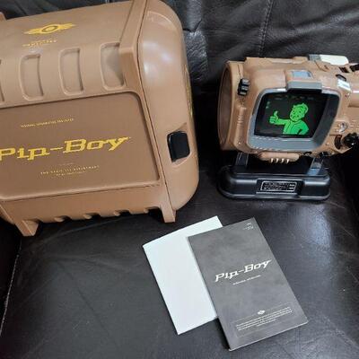Pip-Boy for Vault 111 Deployment-Fallout Game