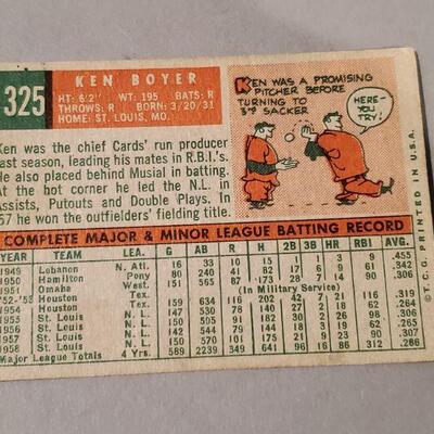 Lot 83: Lot of Various Vintage Baseball Cards