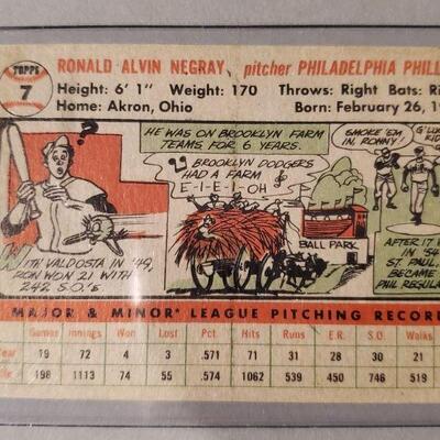 Lot 99: Philadelphia Phillies - Ron Negray Baseball Card