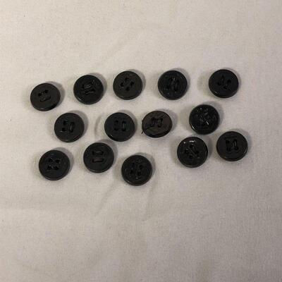 Lot 8 - 14 Plastic Navy Buttons