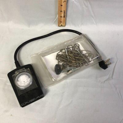 Lot 54 - Outdoor Timer and Hanging Lamp Chain