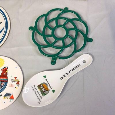 Lot 79 - Collection of Trivets incl. Villeroy Boch