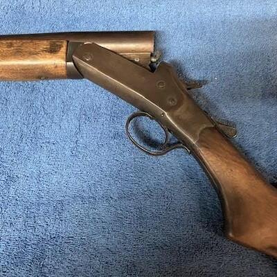 LOT#M235: Springfield Armory 12gauge Single Shot Shotgun | EstateSales.org