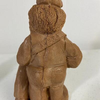 unpainted pecan resin figurines